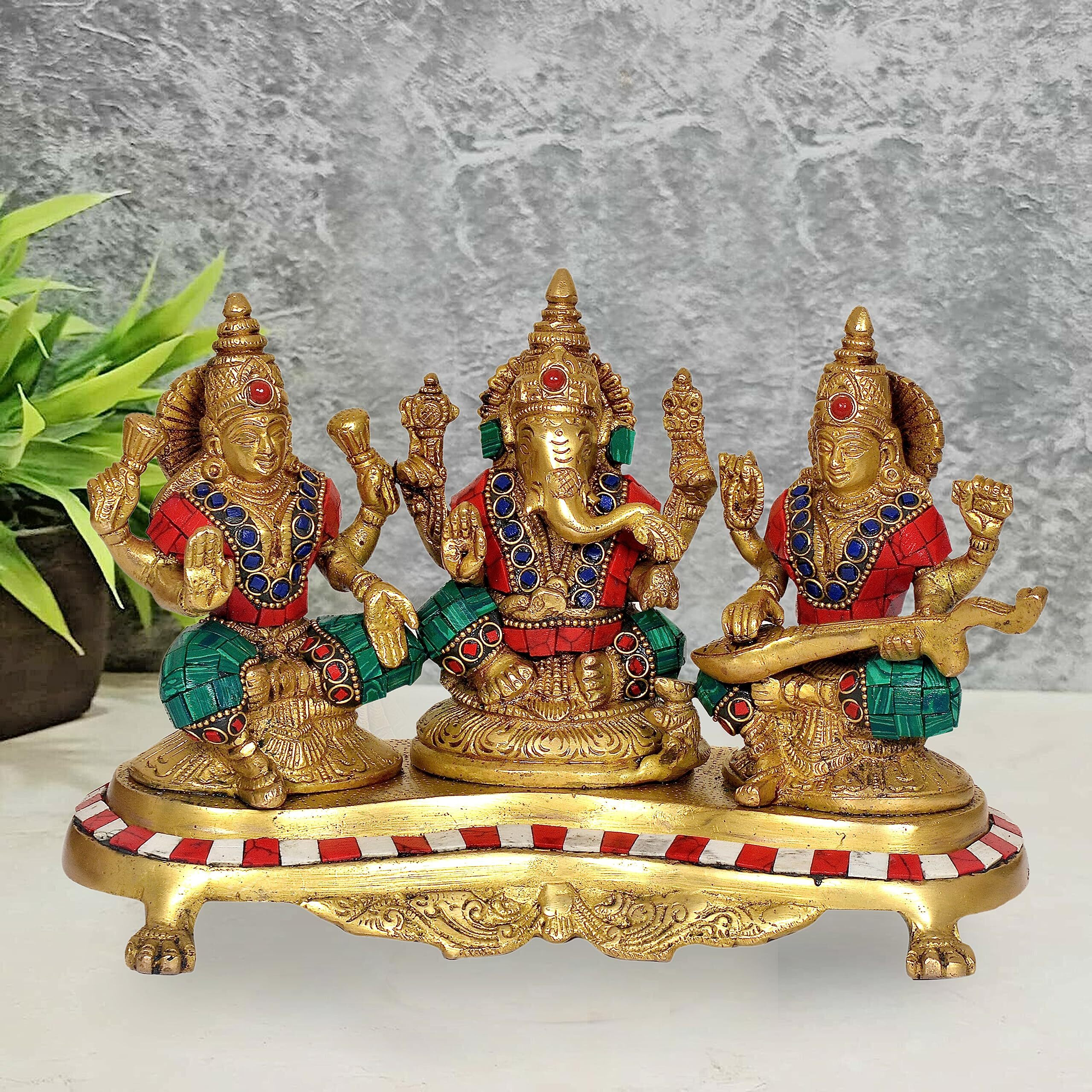 Amazon Brand  Umi Brass Lakshmi Ganesha Saraswati Statue Idol for Home Decor Mandir Diwali | Height  6 Inches (Gold)