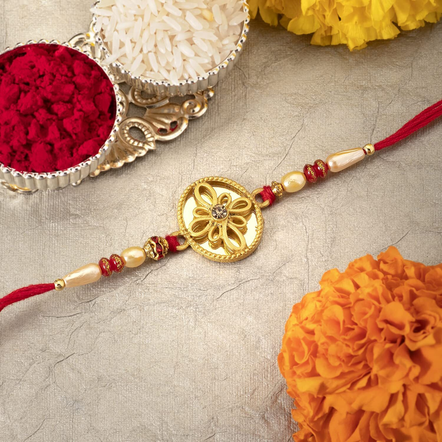 Peora Elegant Gold Rakhi for Brother with Raksha Bandhan Greeting Card & Roli Chawal For Men