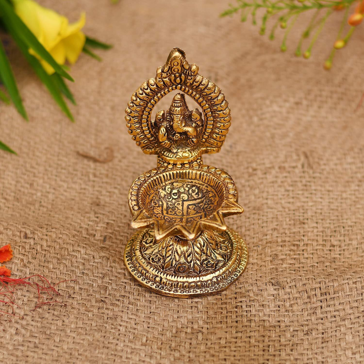 Collectible India Ganesha Diya Oil Lamp - Diwali Diya for Puja Diwali Gift Home Temple Articles Decoration Gifts - Diwali Decoration Items for Home Decor