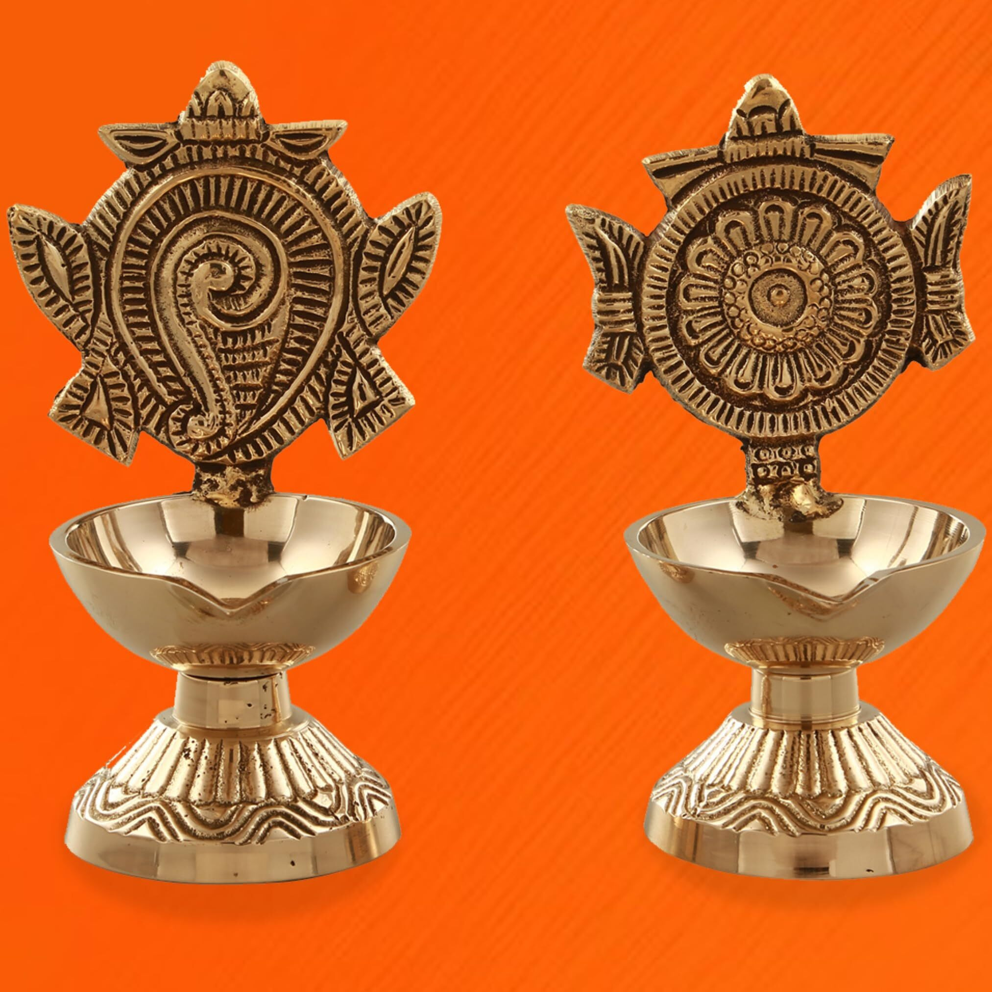 Sacch Brass Shanku Chakra Diya for Puja, 2 Piece, Gold