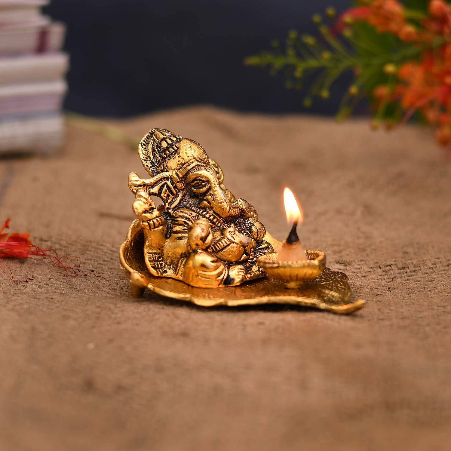 Collectible India Ganesh Diya Return Gift Metal Ganesha on Leaf Idol for Pooja | Wedding Corporate Gift Items for Home Decorative with Gift Box | Diya for Puja Pooja Gifting