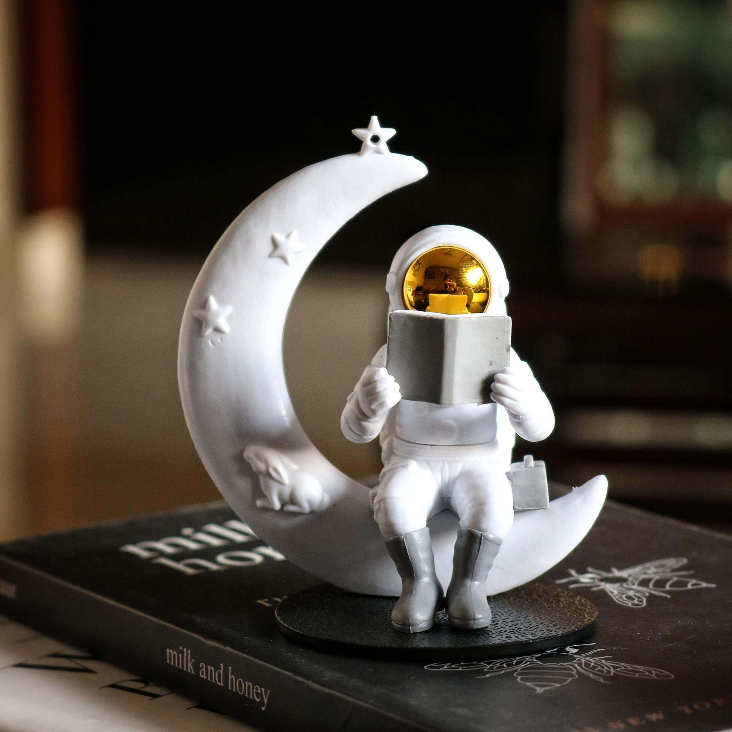 Street27 Cute Outer Space Astronaut Figurine Action Figure Toys Statue for Showpiece Home Living Room Decor Office Desktop Decoration Car Dashboard, Kids Birthday Party Gift