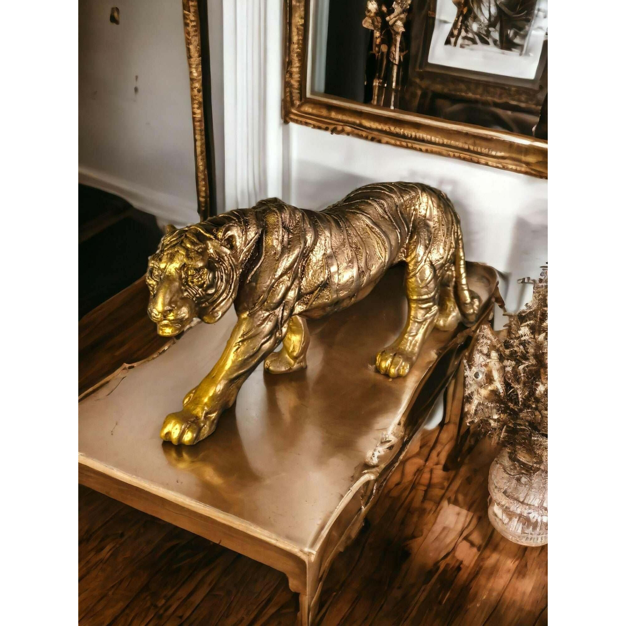 Bengal Tiger Statue - Majestic Wildlife Home Dcor