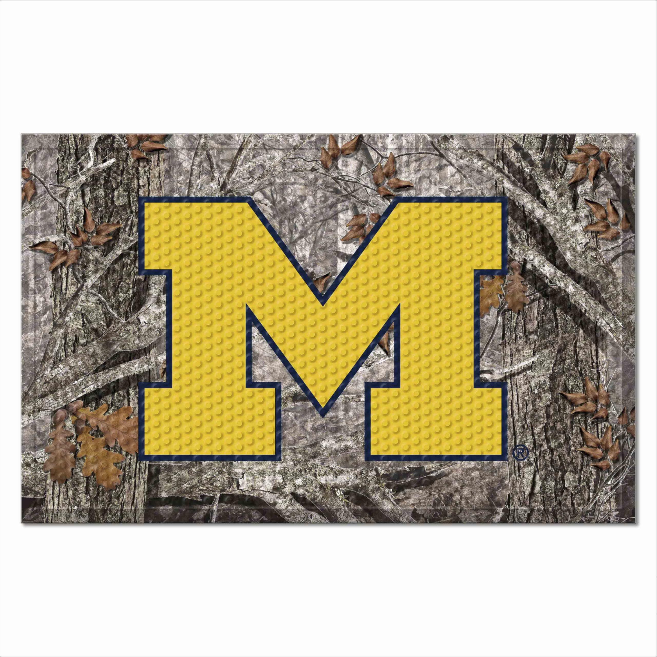 FANMATS 19221 Michigan Wolverines Rubber Scraper Door Mat, Camo Color