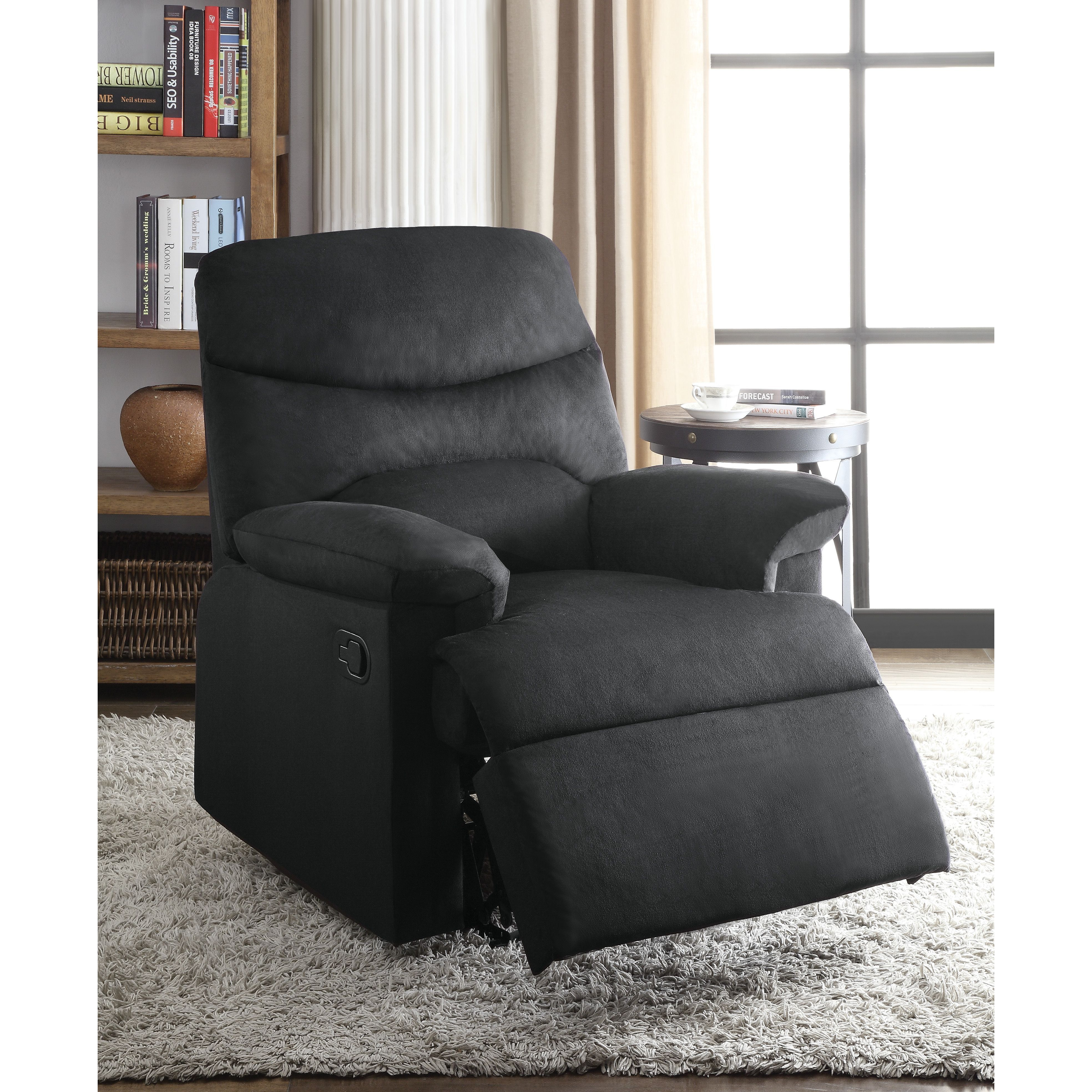 Black Recliner With Pillow Top Arm