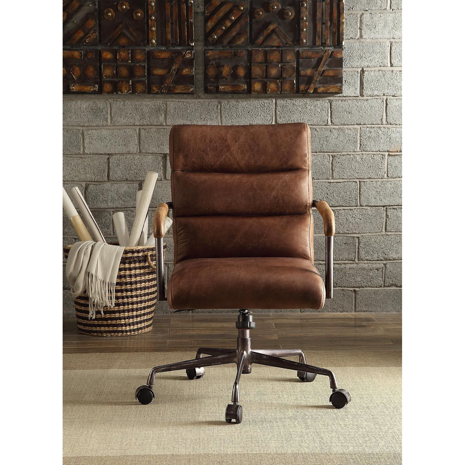 Retro Brown Swivel Office Chair With 5-Star Base