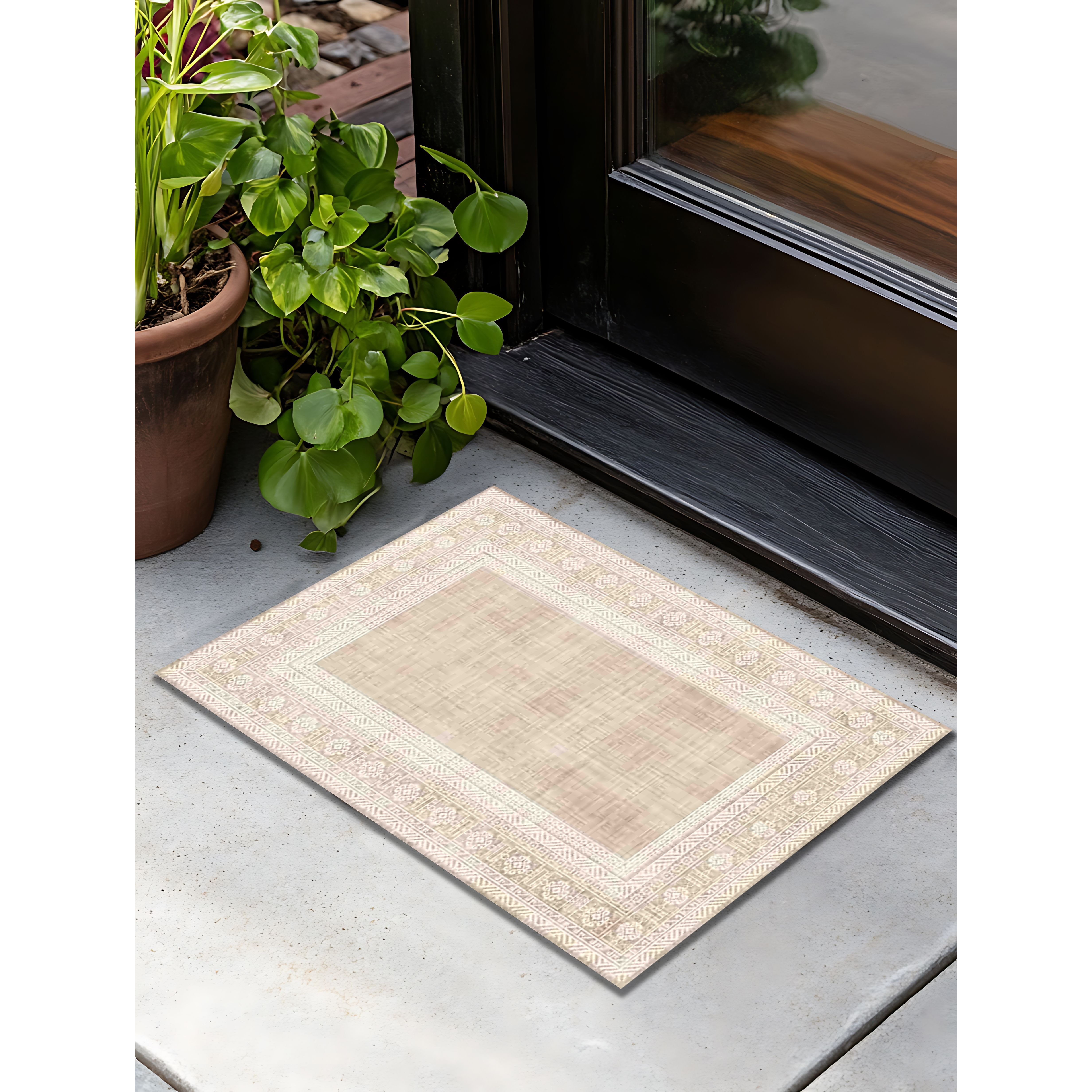 Macau G4732A-7 - 28"" X 43"" Non-Slip Accent Rug