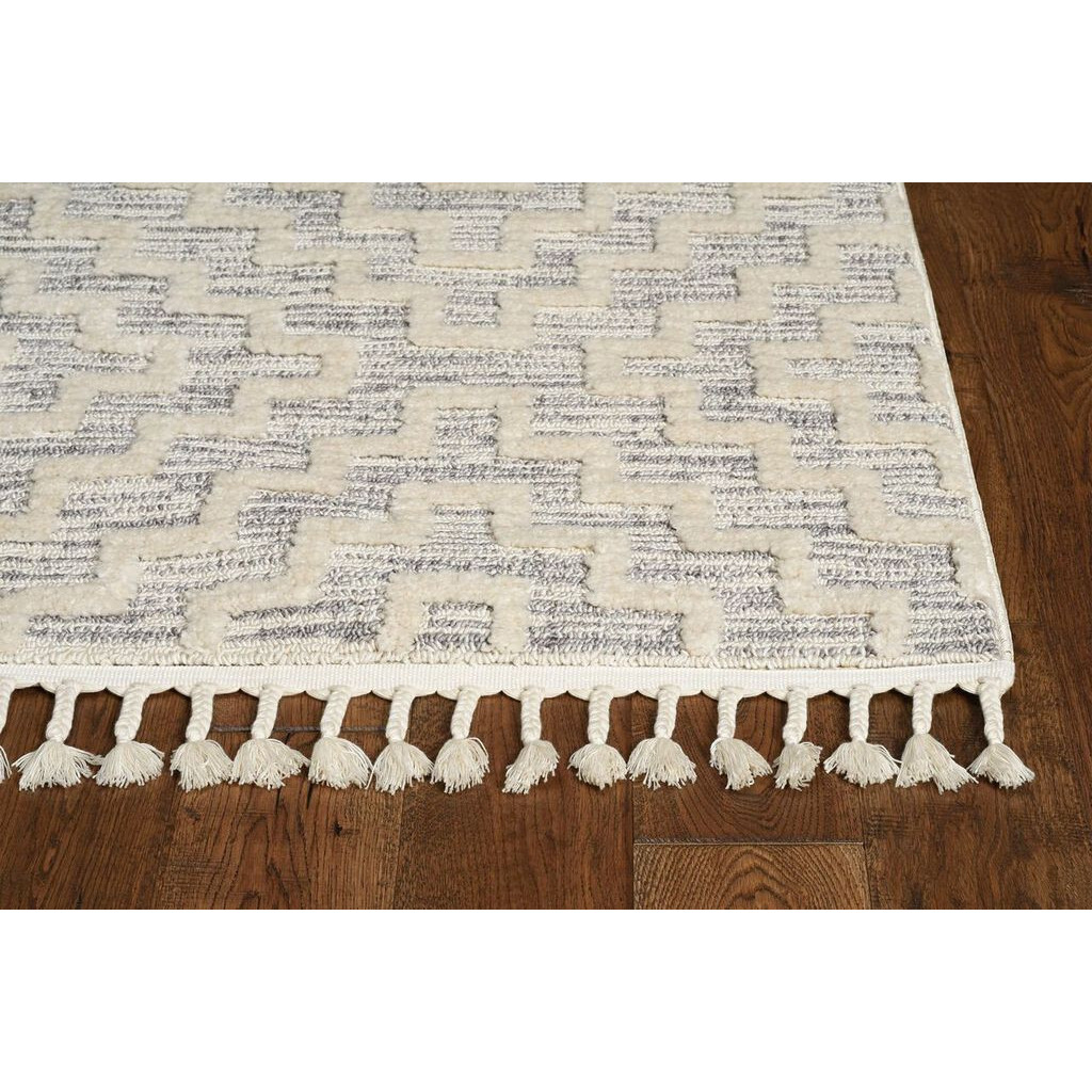 12'X15' Ivory Grey Machine Woven Diamond Pattern With Fringe Indoor Area Rug