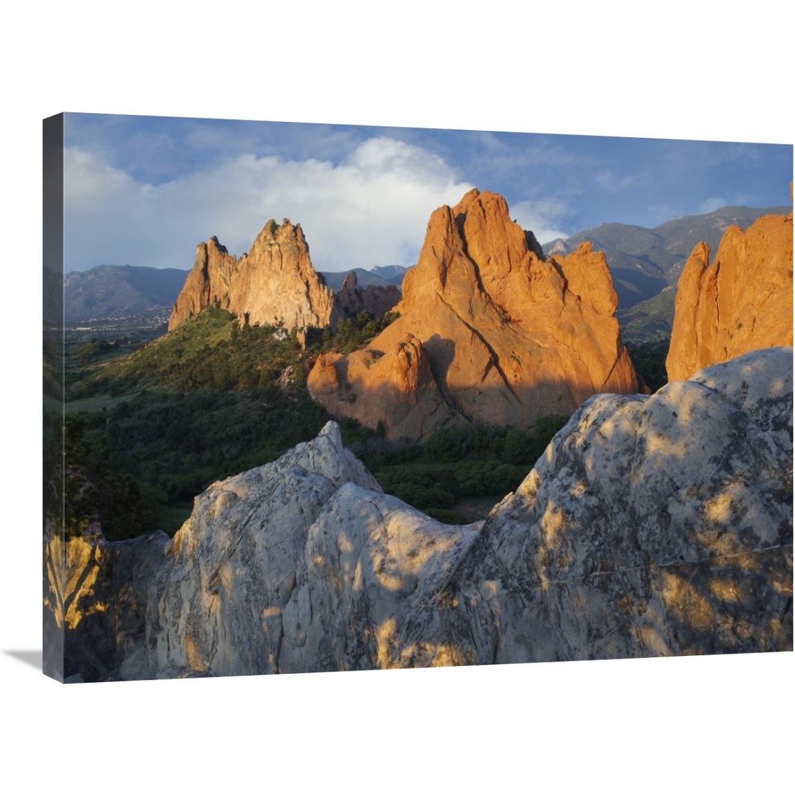 Gray Rock and South Gateway Rock, conglomerate sandstone formations, Garden of the Gods, Colorado Springs, Colorado-Canvas Art-32&quotx24"