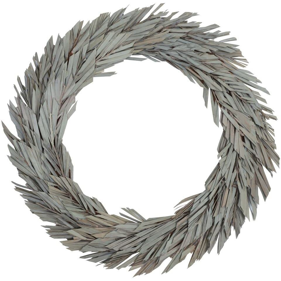 Vickerman Natural Botanicals 24" Natural Canna Leaf Wreath. This wreath measures 24 inches in diameter. It features natural canna leaves on a coco fiber base. This is a dried and preserved natural product.