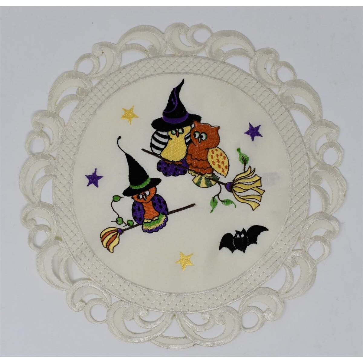 12 in. Halloween Owl Doily