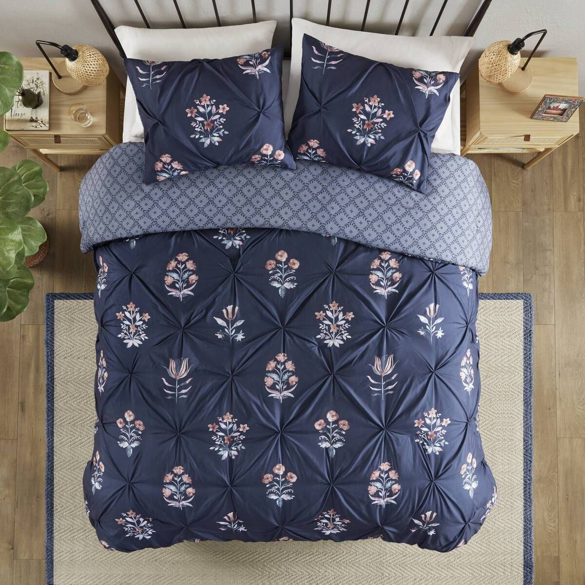 3 Piece Pintuck Duvet Cover Set