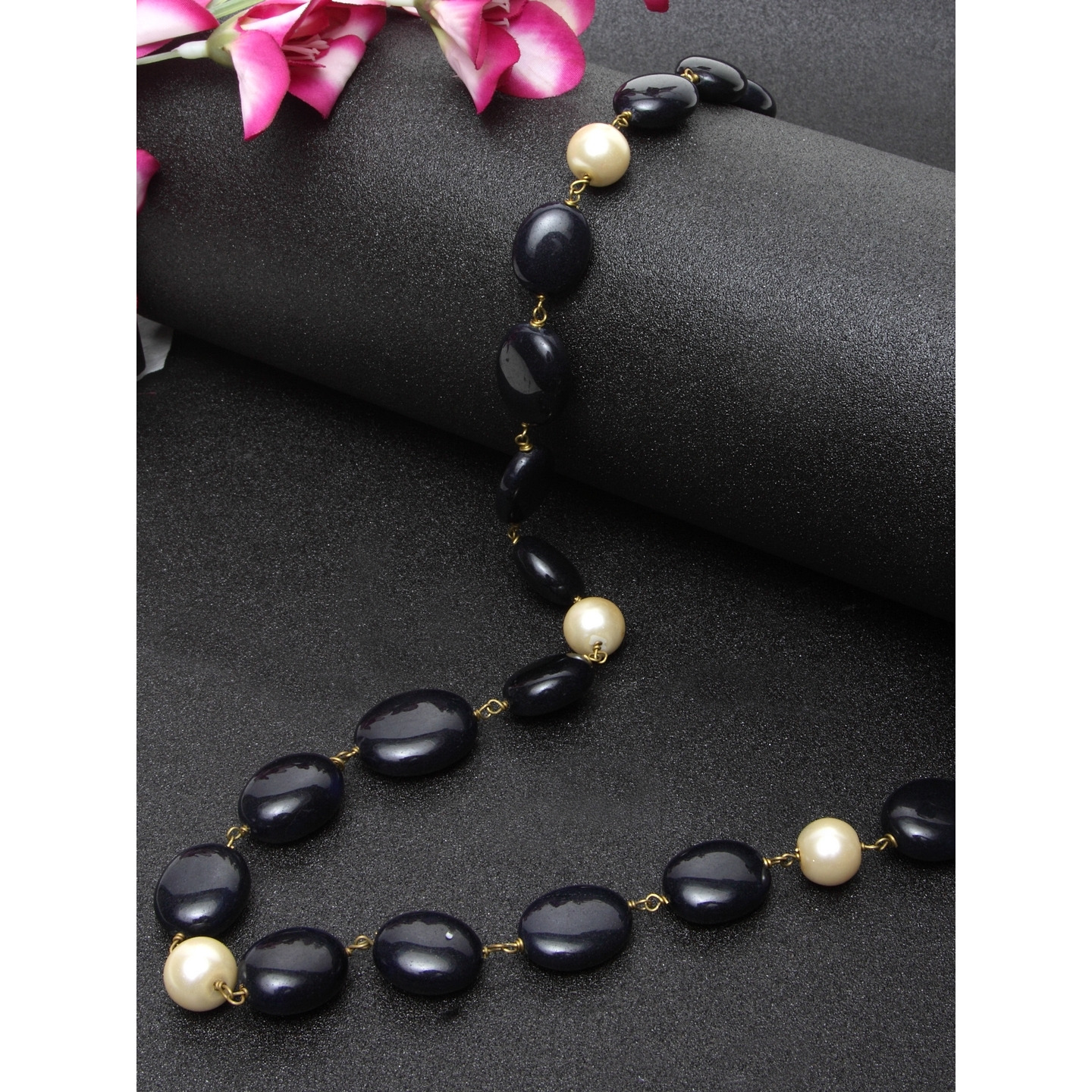 Neelam pearl string