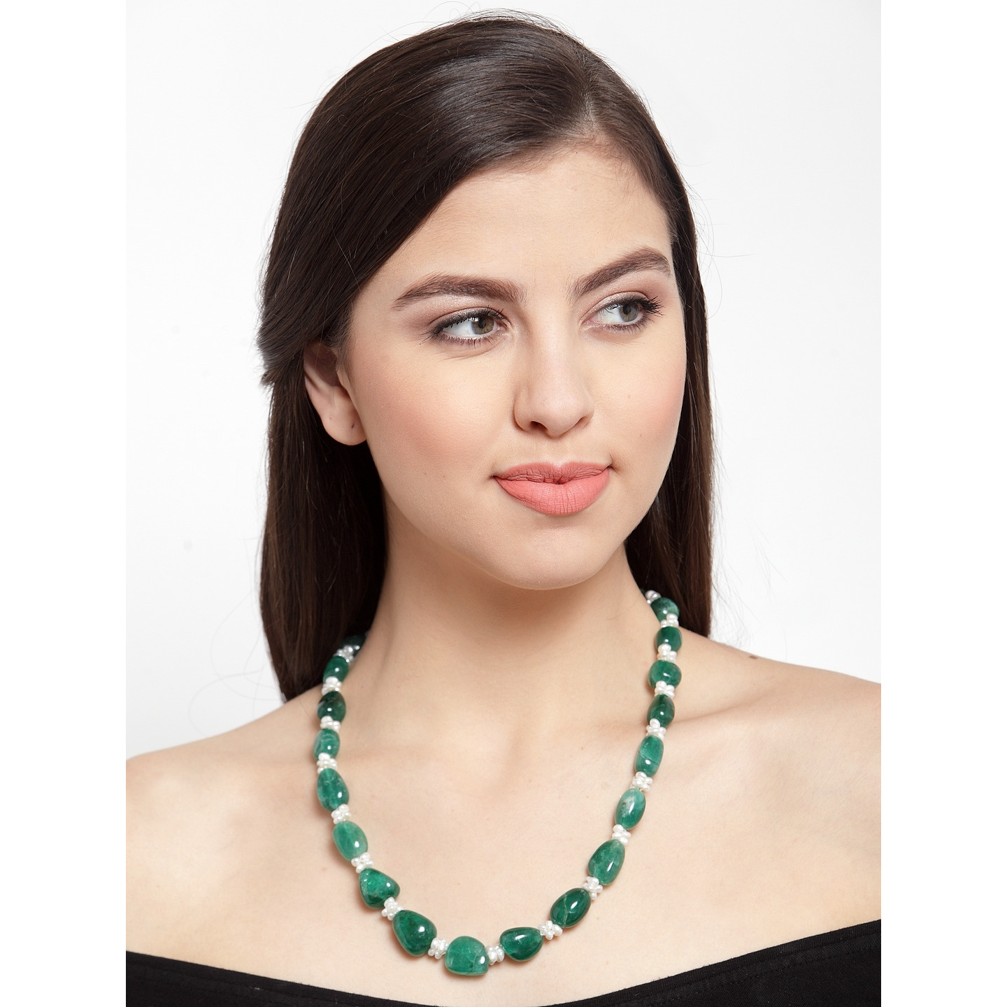 Emerald Pearl String