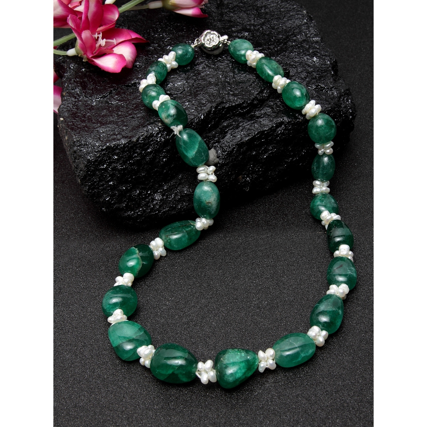 Emerald Pearl String